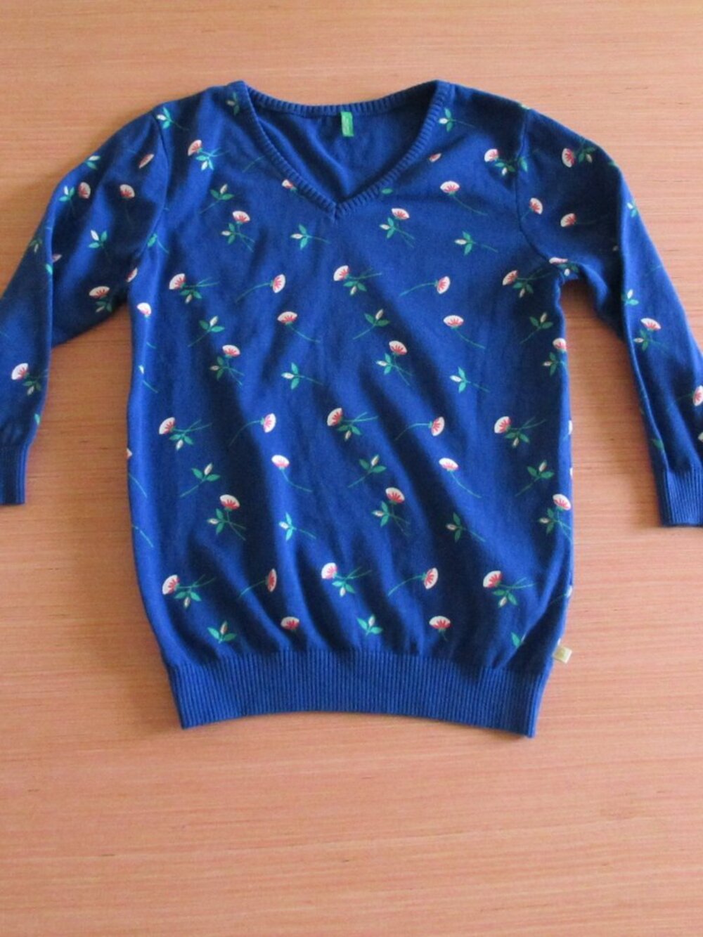 United Colors of Benetton 100% Cotton Floral Knit Sweater Blue Small